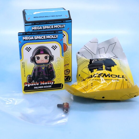 Mega Space Molly PALMER HOUSE 100% Series 4 Pop Mart New Open Box - Picture 2 of 8
